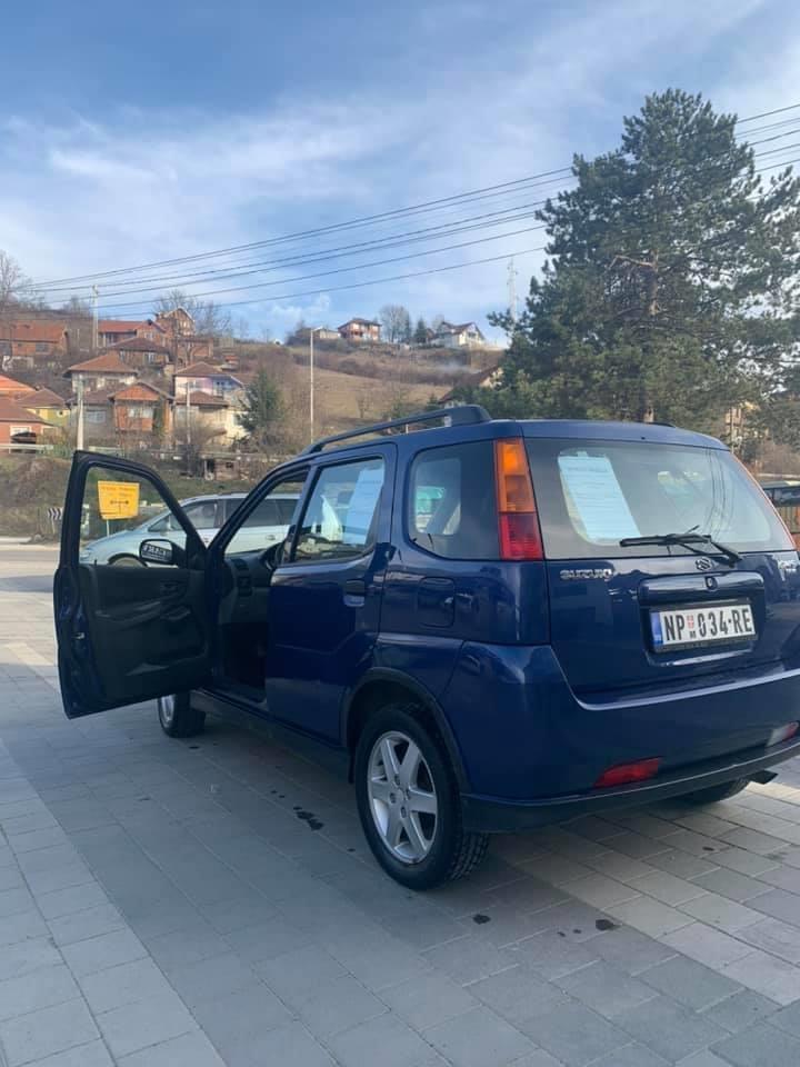 Suzuki-Ignis--2004---Dizel-1-3