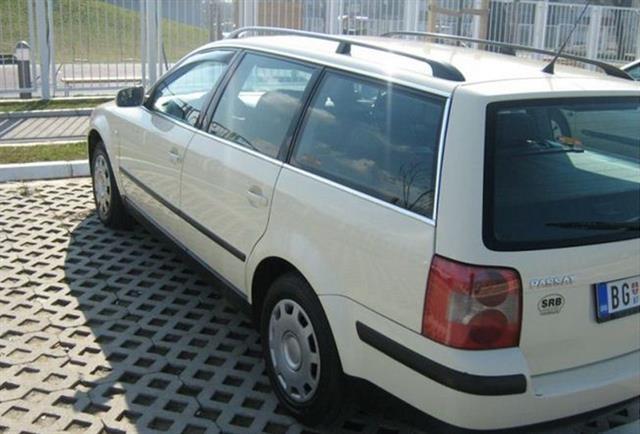 VW-Passat-B-5-5--01