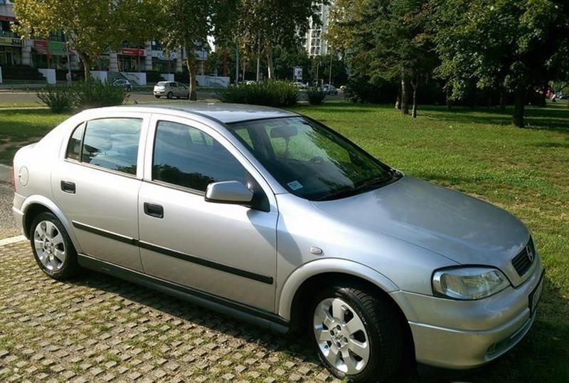 Opel-Astra-G-1-7-cdti--08
