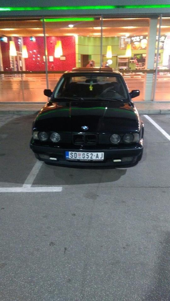 BMW-e34-520-m50-