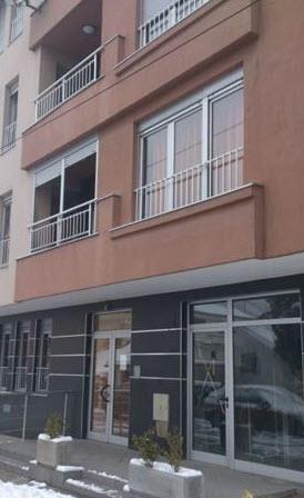 Izdaje-se-stan-33m2-na-Lekinom-brdu