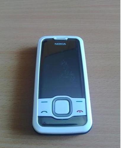 Nokia 7610 s