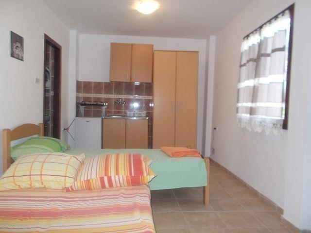 Budva-apartmani--leto-2015