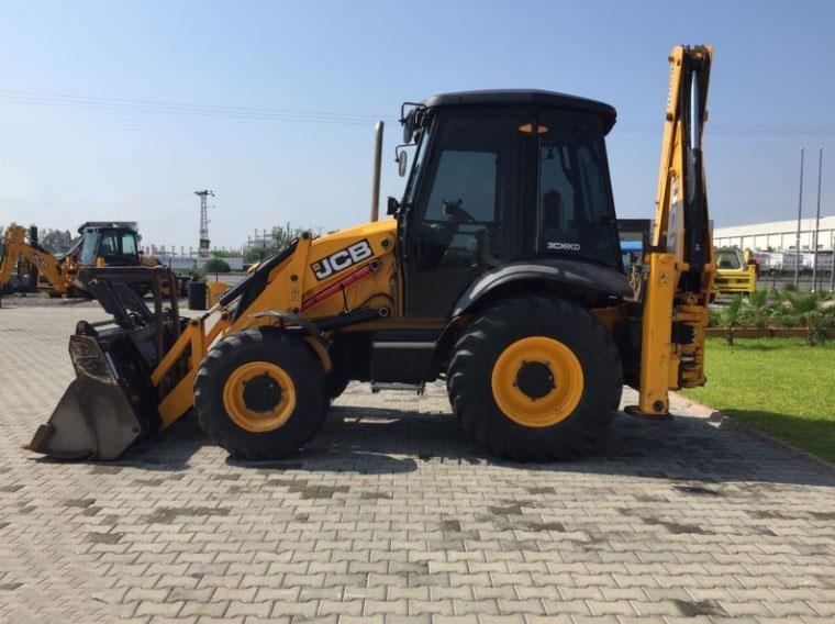 JCB-3-CX---2014