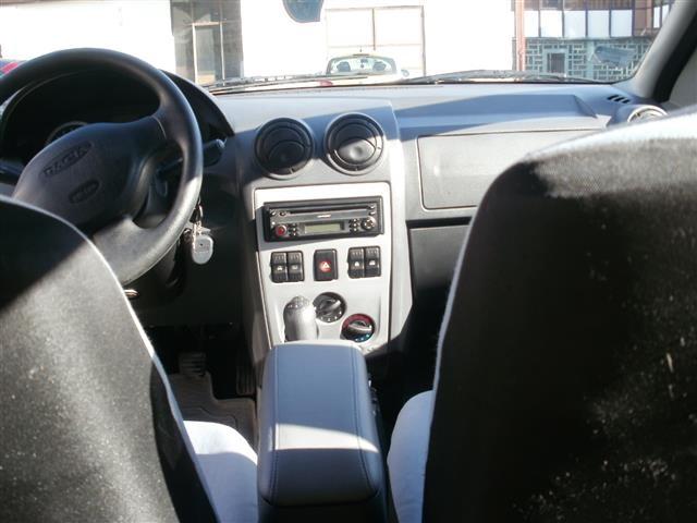 Dacia-Logan-laureate-pack-1-6-