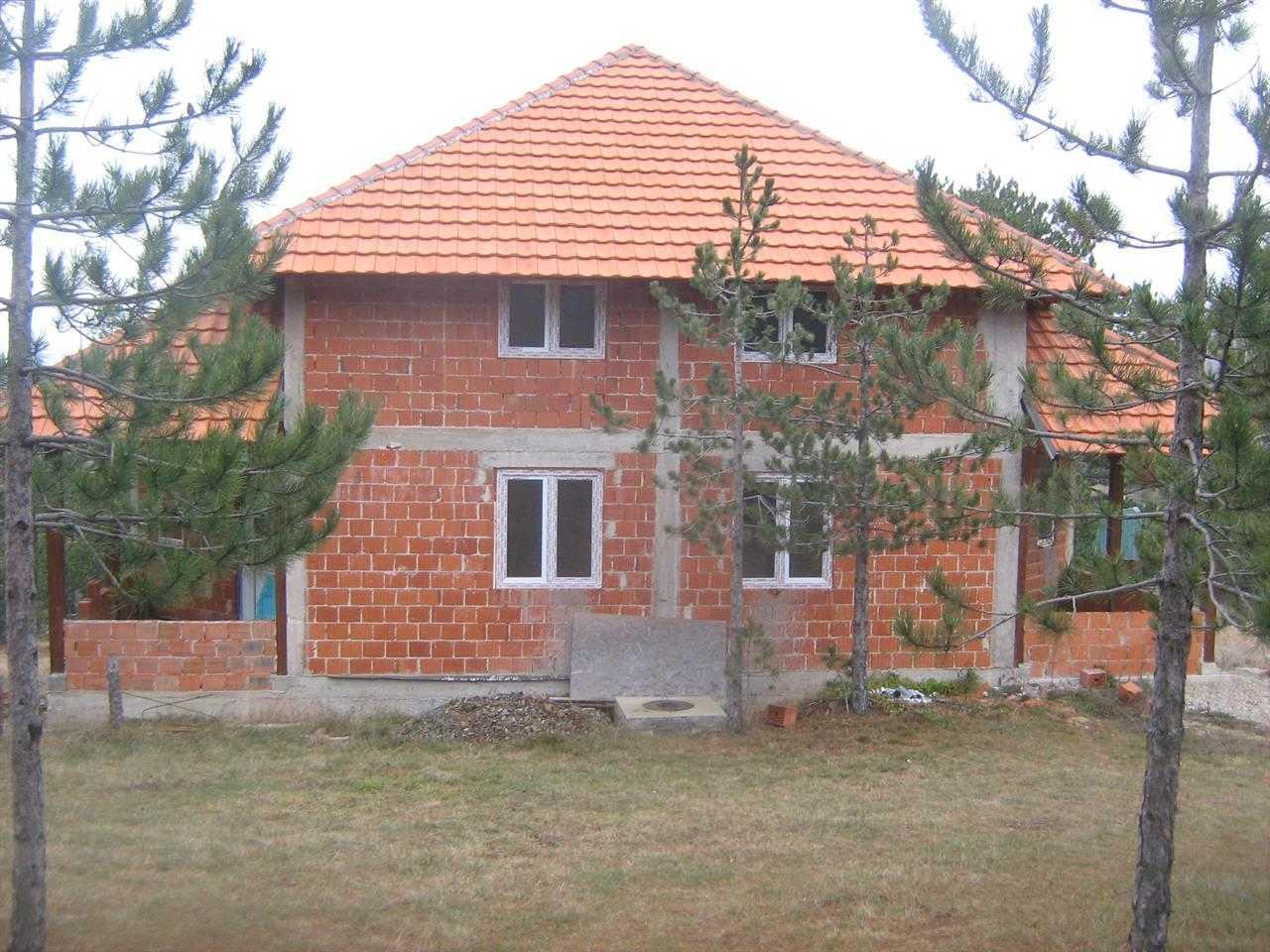Kucu-240m2-na-Zlatiboru-