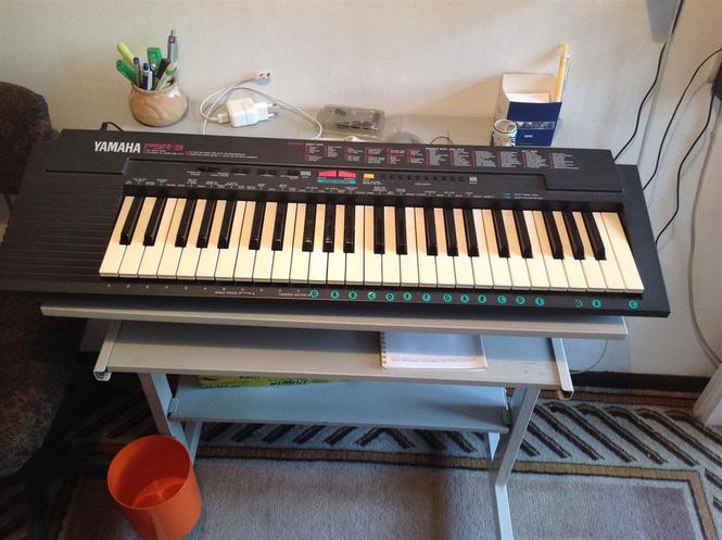Yamaha PSR 1
