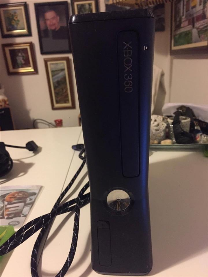 XBOX-360-Slim-250gb-Cipovan