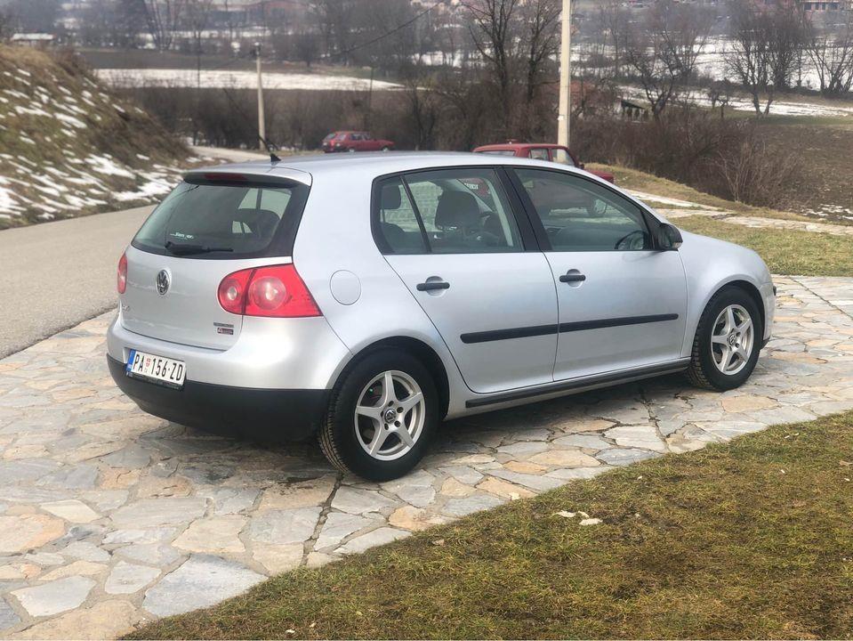 Golf-5-BLUEMOTION-2008