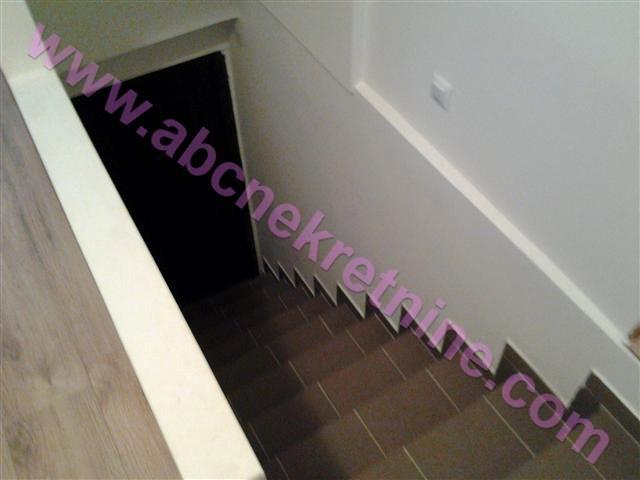 Garsonjera--nova-sa-stavrima-40m2