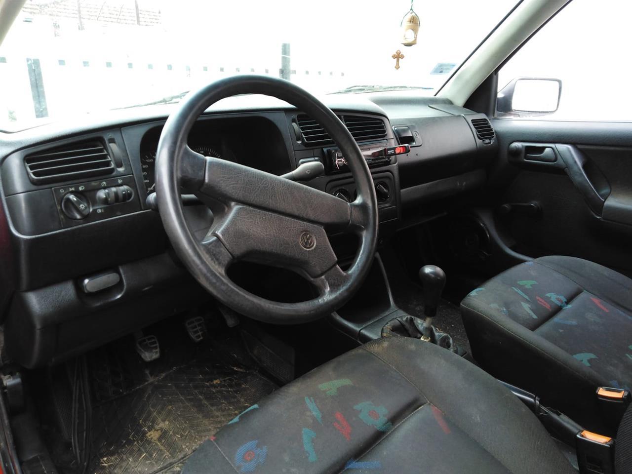 Volkswagen-Golf-3-1-9-TDI-