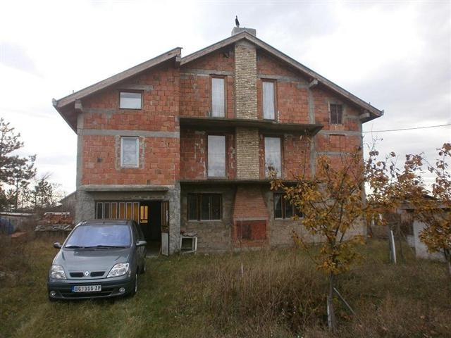 Stepojevac-kuca 300m2