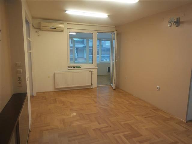 Dvosoban stan 53m2 Nis