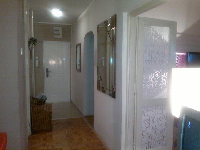 Lux-stan-68m2+10m2---Beograd