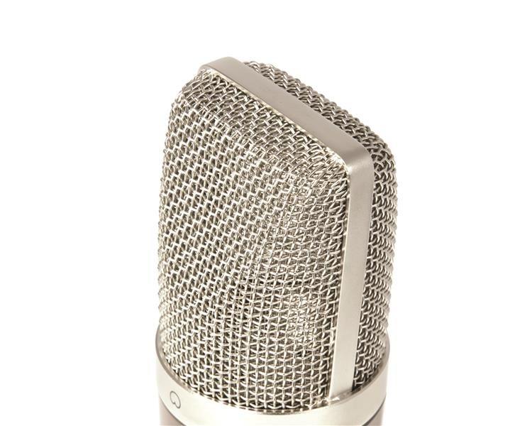 M-audio-Nova