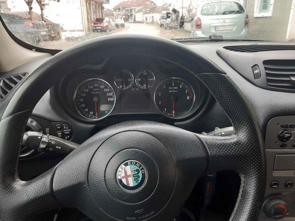 Alfa-147-16benz