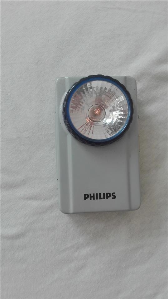 baterijska-lampa-PHILIPS