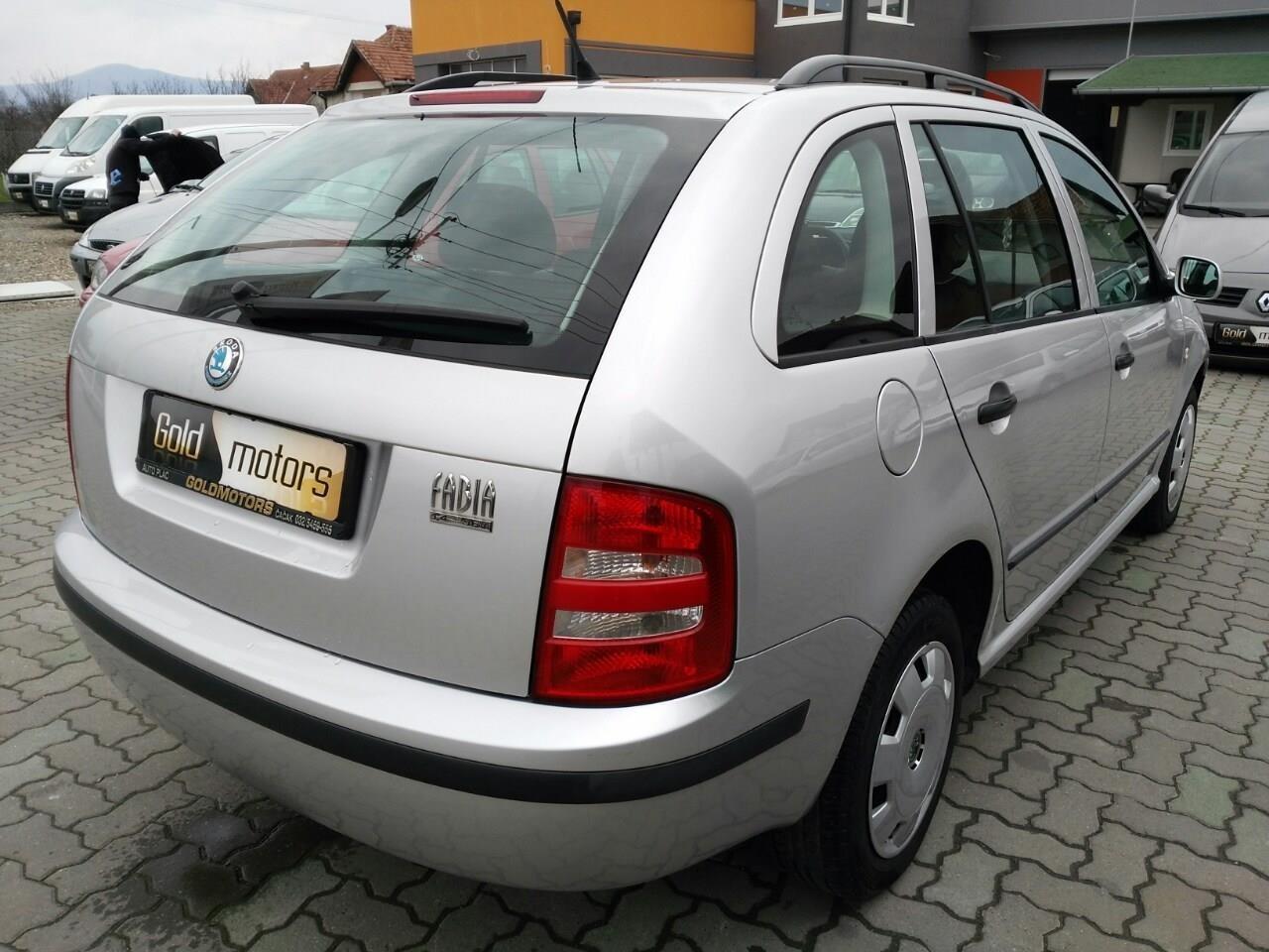 --ŠKODA-FABIA-1-4-KARAVAN--04