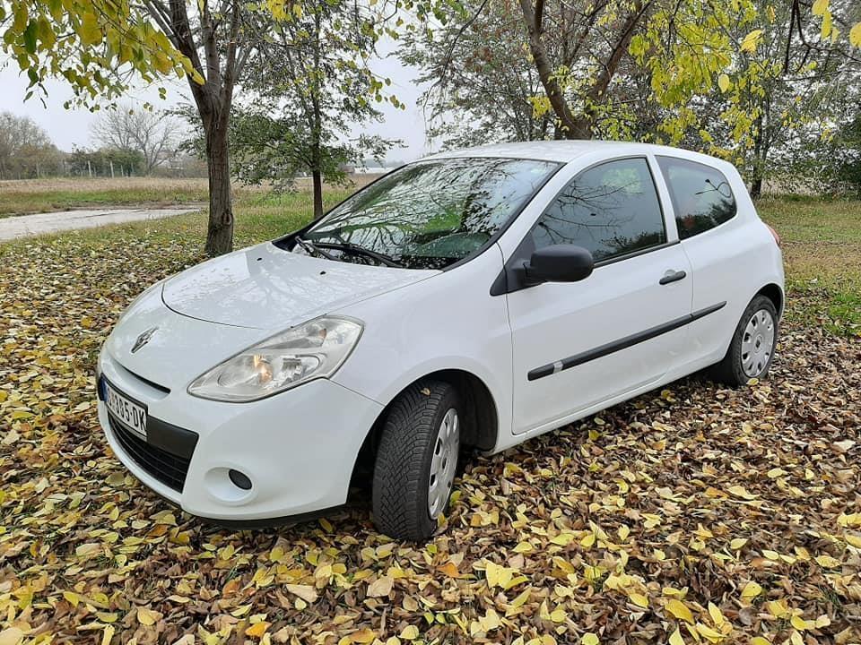 Renault-Clio-1-5-DCI