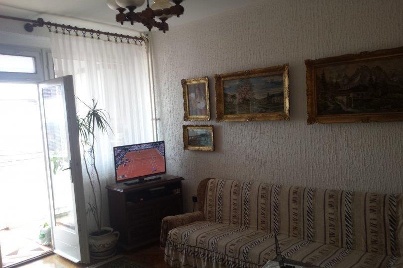 Stan-u-centru-Topole--Oplenac-