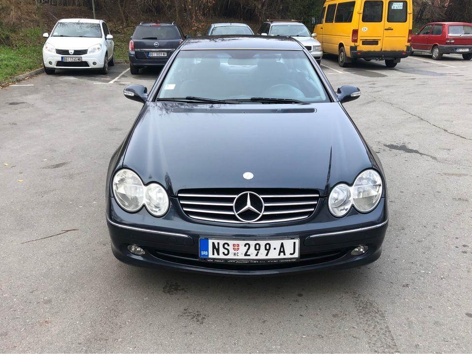 Merceds-Benz-240CLK