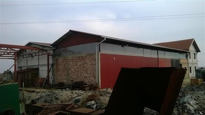 INDUSTRIJSKA HALA