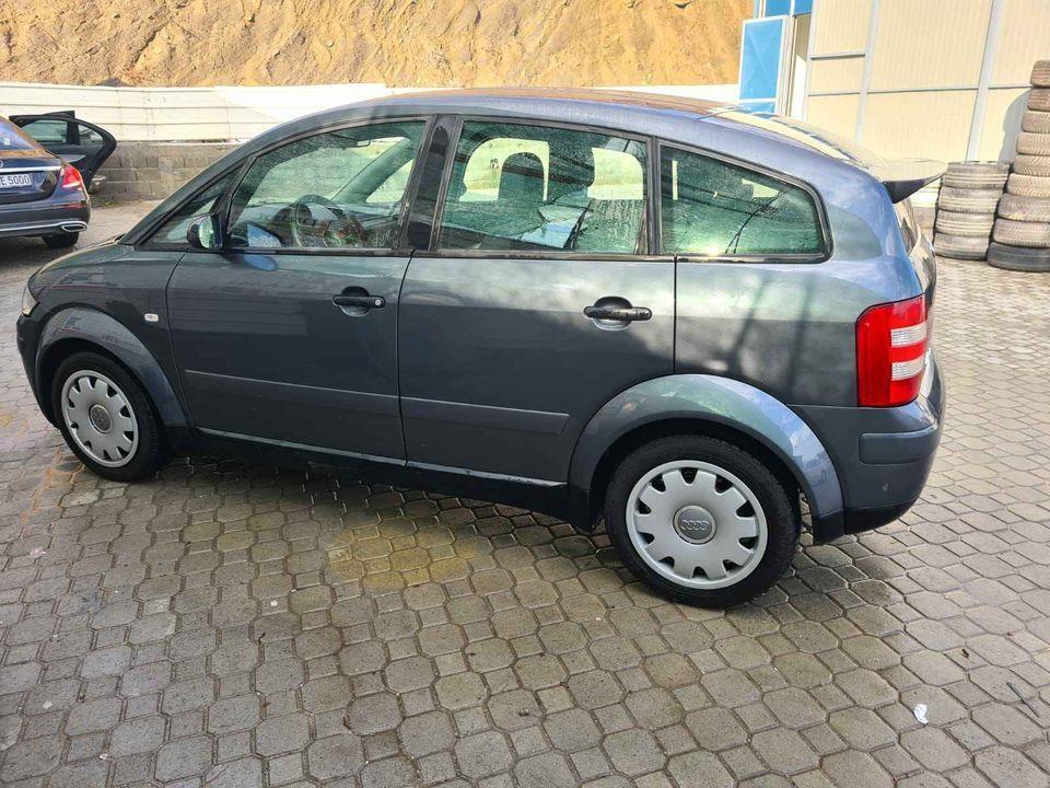 Audi-a2