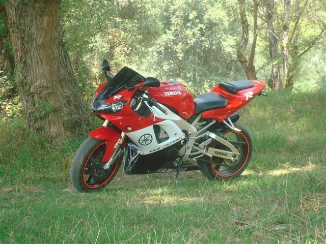 Yamaha R1