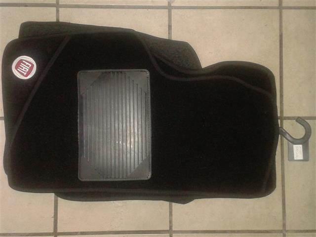 Fiat 500,   Patosnice tepih