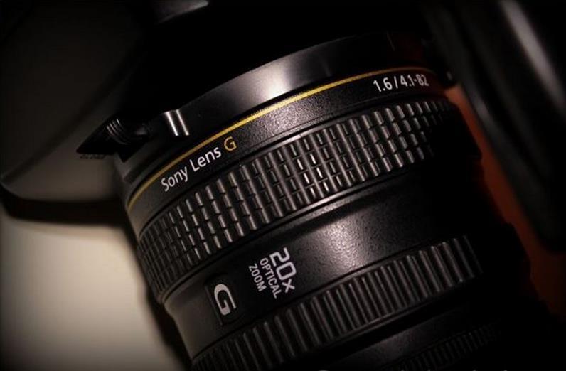 Sony-DSR-PD175P