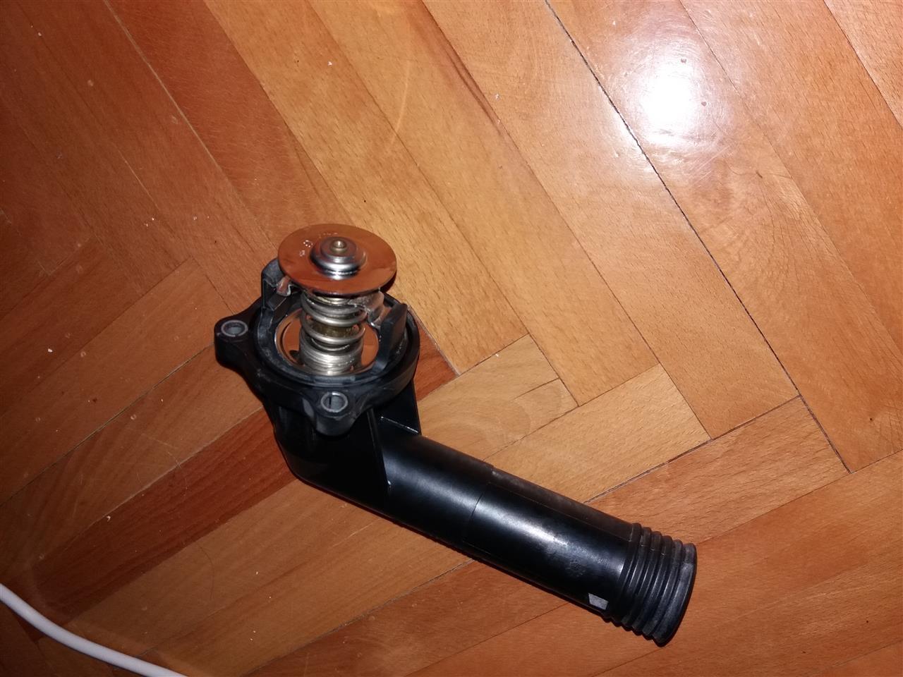 termostat-za-bmw-e36