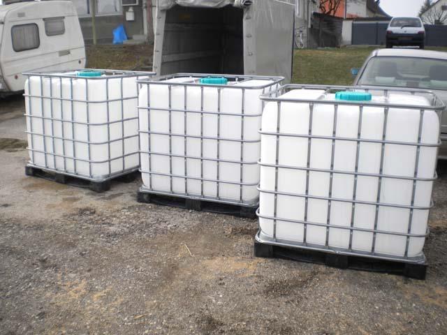 Plasticne-cisterne-1000-lit