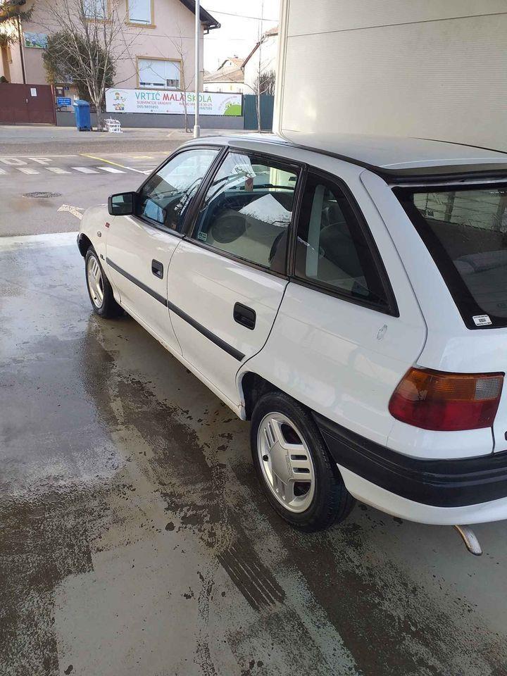 Auto