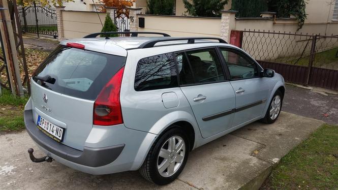 Renault Megane -03