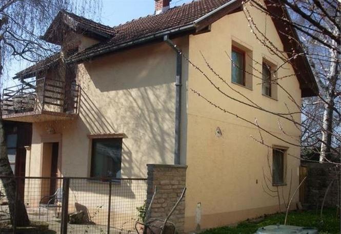 Kuca od 100m2 u Dobanovci