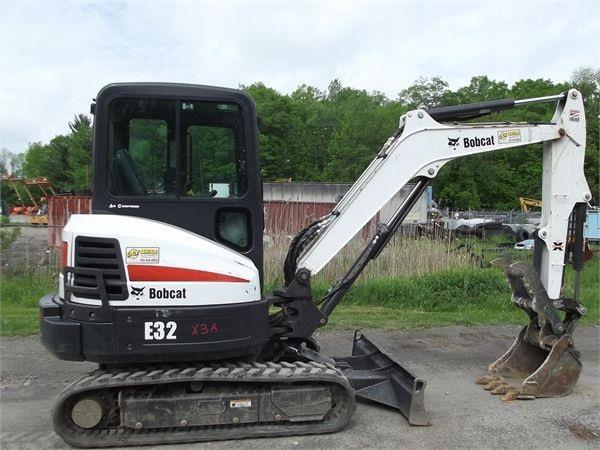 Bobcat-E32--bager