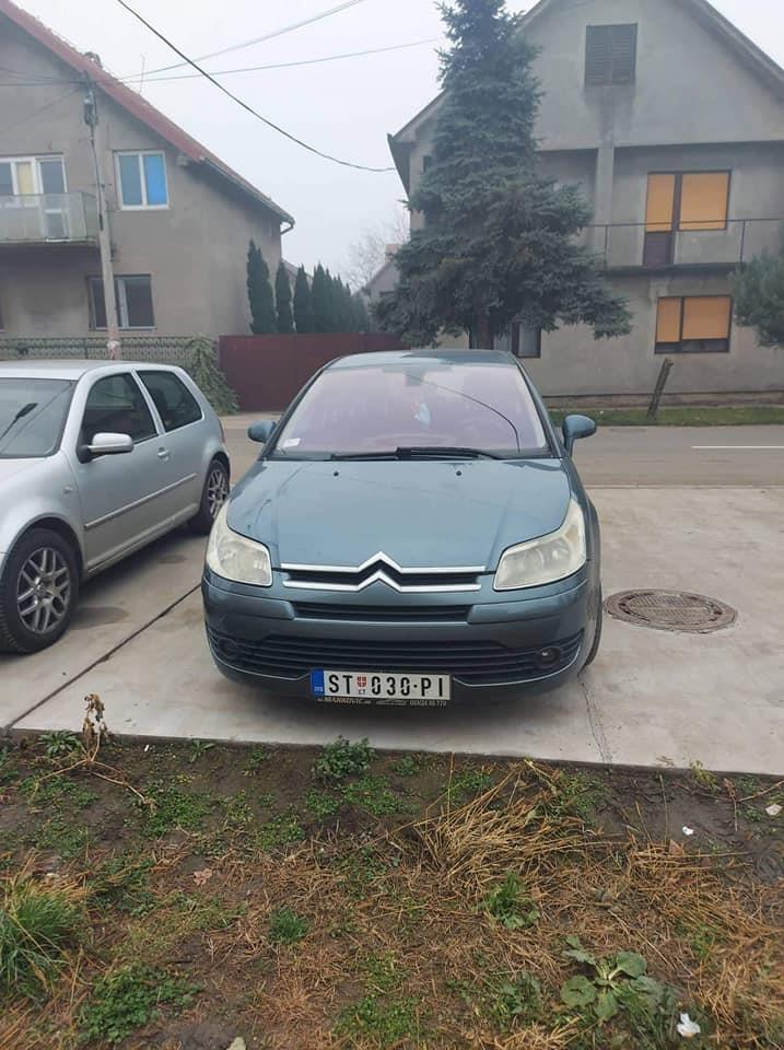 Na-prodaju-auto