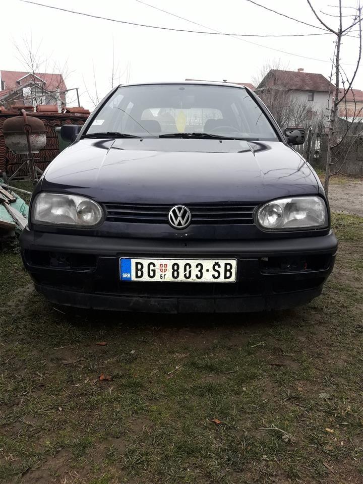 prodajem-golfa-GTI-2-0