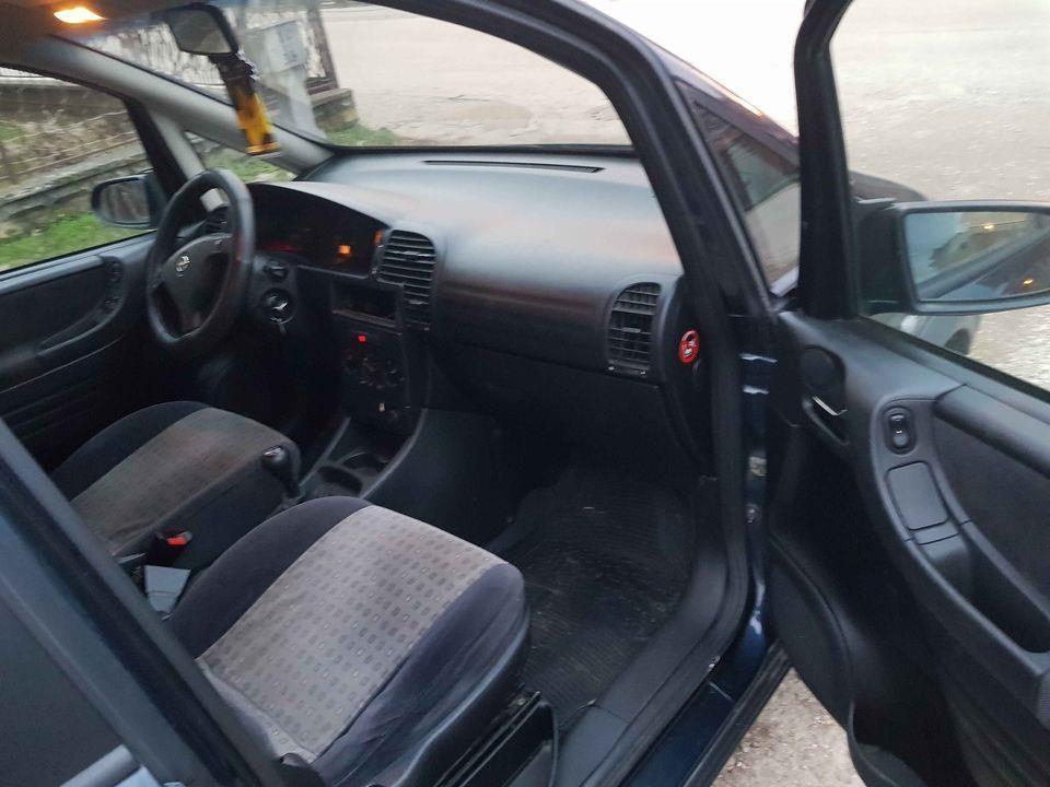 Opel-Zafira-2-0Dti