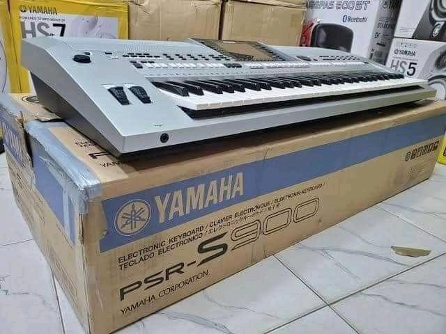 Yamaha psr 900