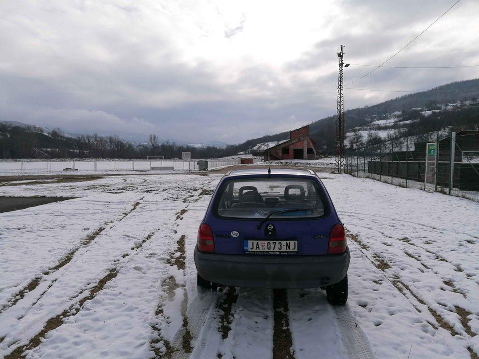 Opel-Corsa