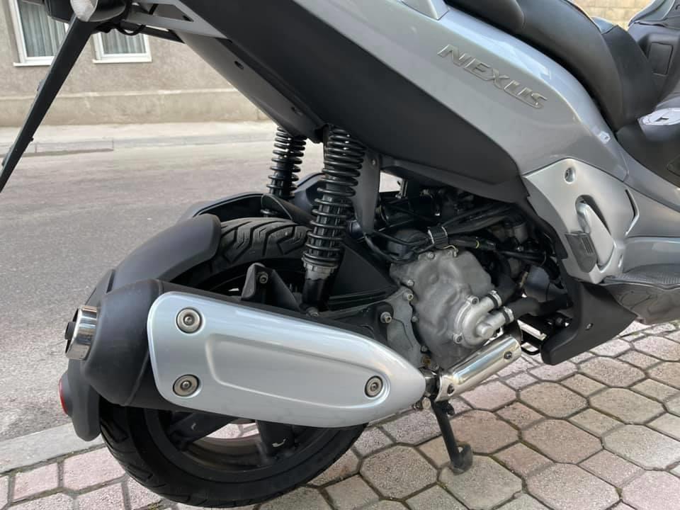 GILERA-NEXUS-250-ie