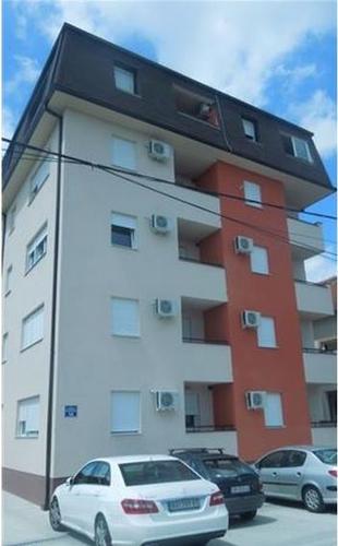 Stan od 40m2 u Zemun