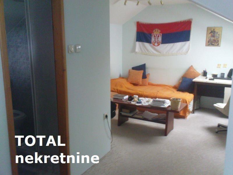 UKNJIŽEN-četvoroiposoban-duplex-