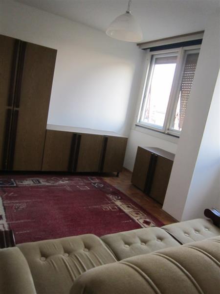 Izdajem-stan-od-50m2-Beograd