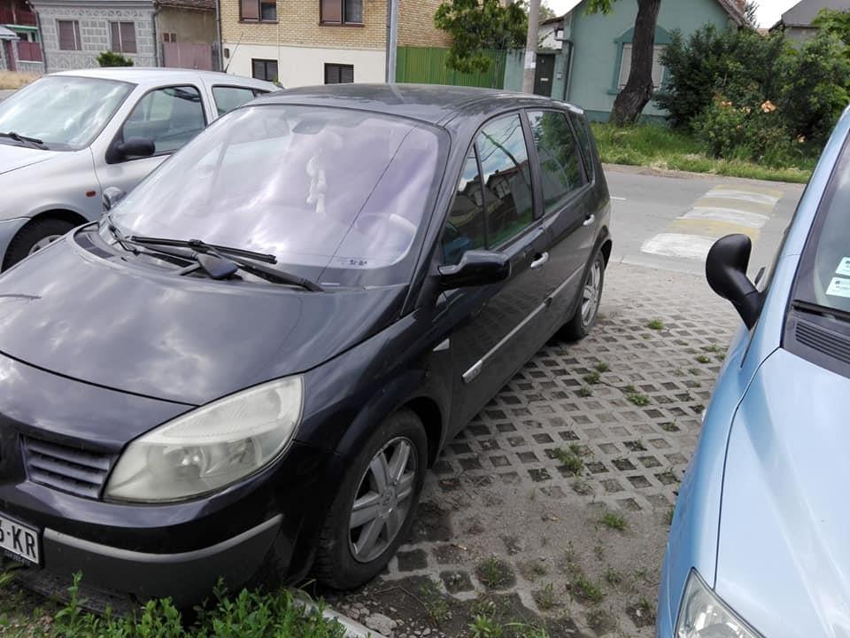 Renault-scenic