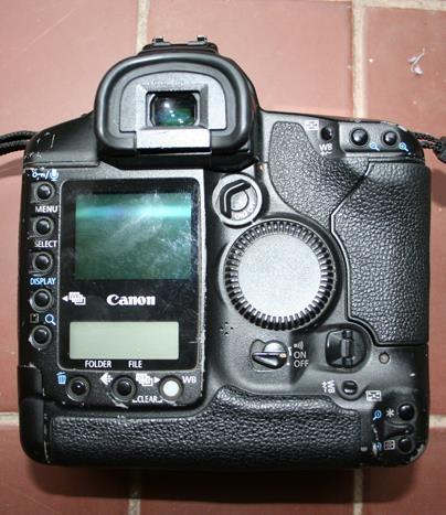 Canon EOS-1D mark II digital SLR