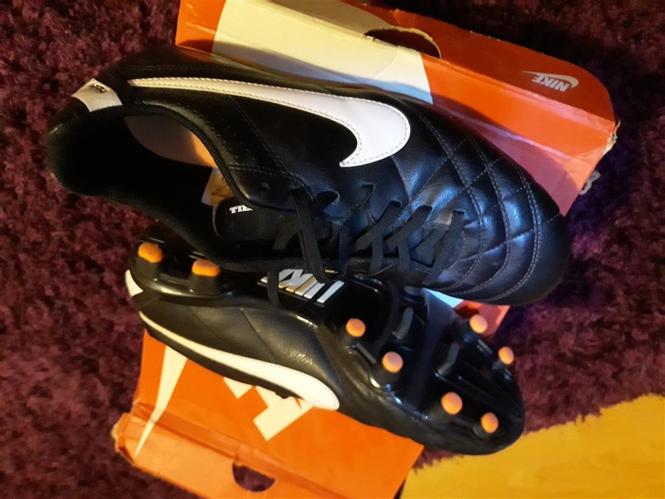 NIKE TIEMPO KOPACKE
