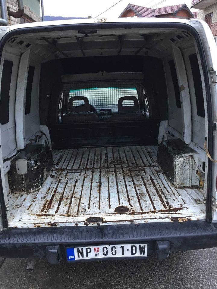 Opel-Combo-1-7D-2001god----