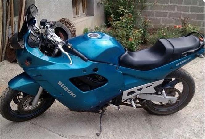 Suzuki 600F -95